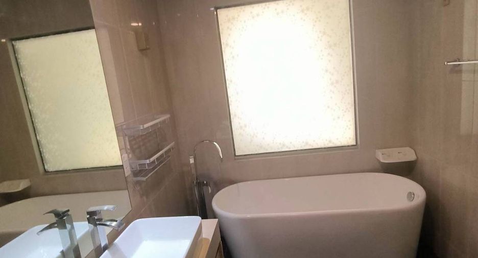 À louer 2 chambres condo à Bang Lamung, Chonburi