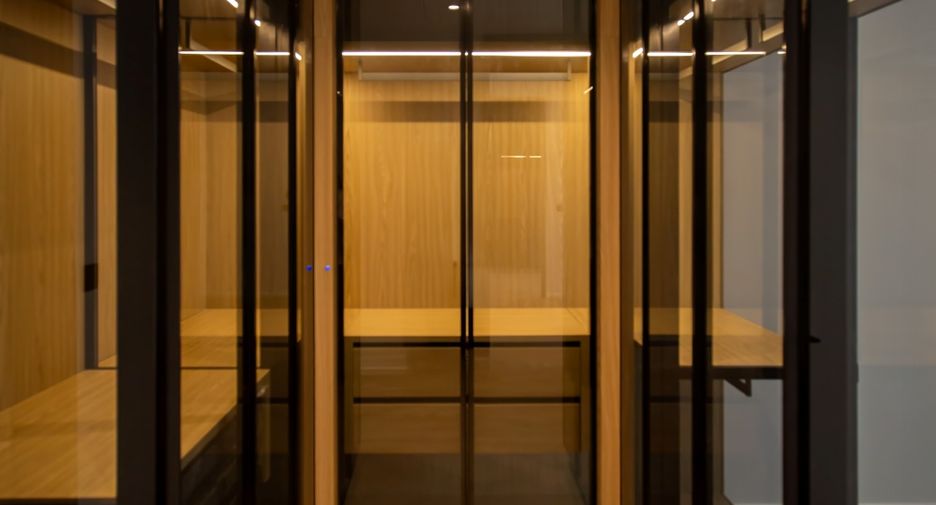 Condo en venta de 2 habitaciones en Khlong Toei, Bangkok