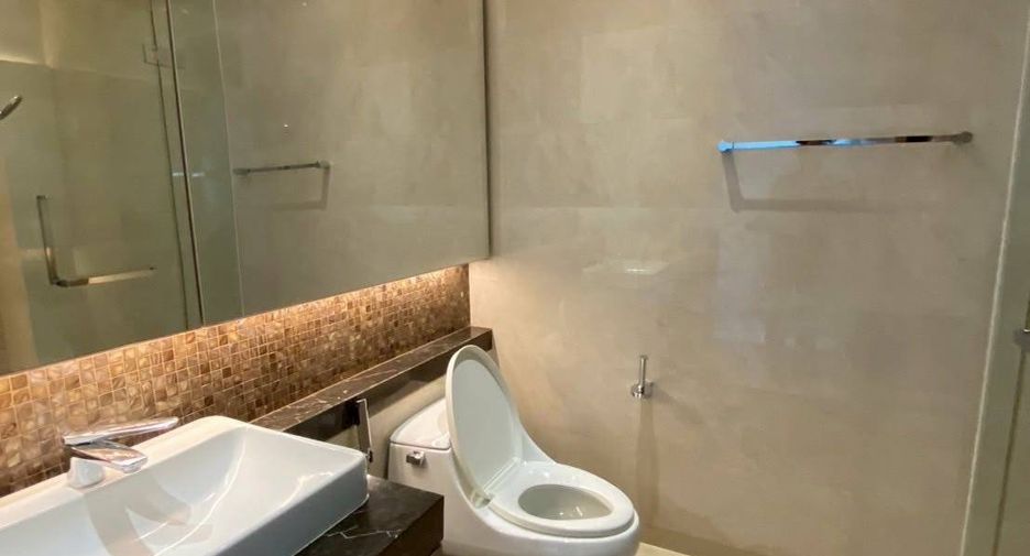 Apartamento en alquiler de 2 habitaciones en Pathum Wan, Bangkok