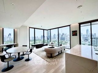 For rent 3 bedrooms condo in Sathon, Bangkok