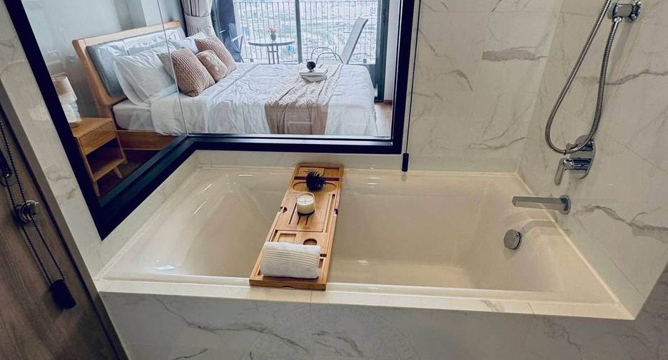 For rent 1 bed condo in Watthana, Bangkok