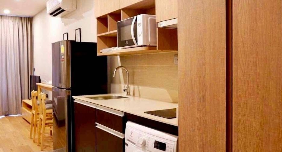 For rent 1 bed condo in Pathum Wan, Bangkok
