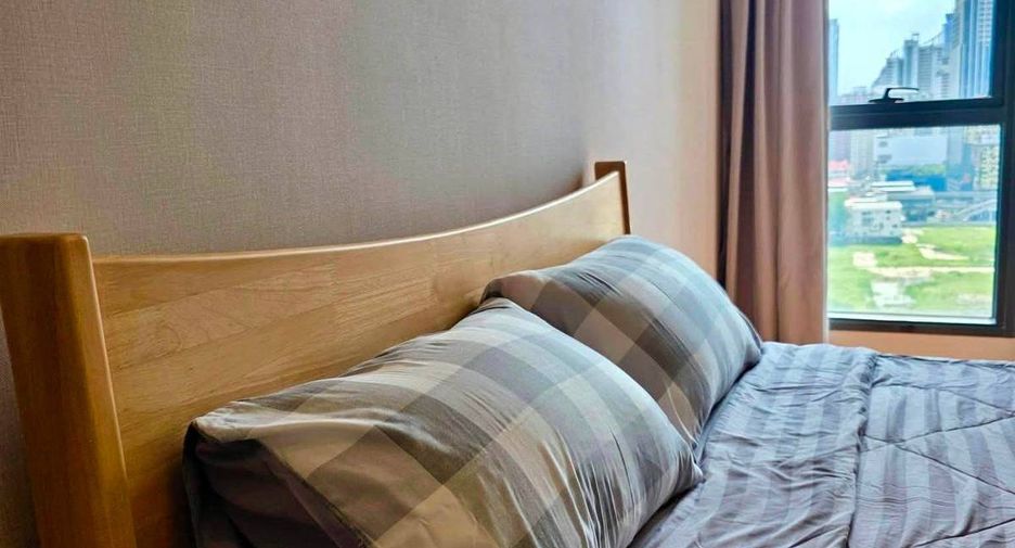 For rent 1 bed condo in Pathum Wan, Bangkok