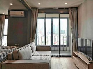 For rent 1 bed condo in Pathum Wan, Bangkok