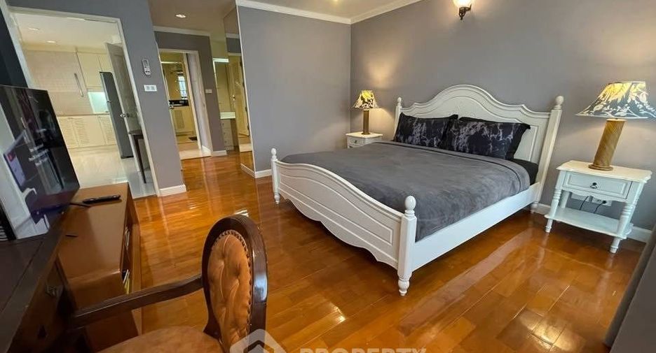 For rent 1 bed condo in Watthana, Bangkok