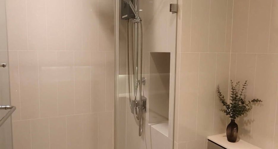 For rent 1 bed condo in Phaya Thai, Bangkok
