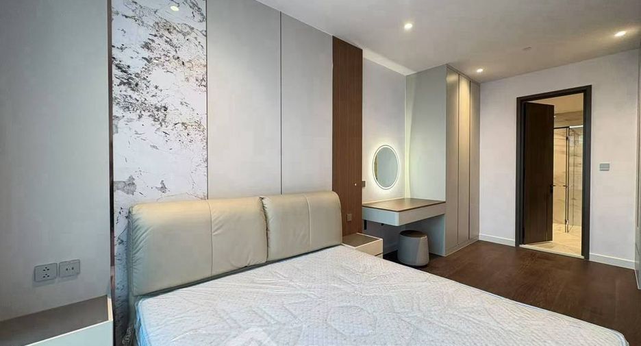 Condo en alquiler de 2 habitaciones en Sathon, Bangkok
