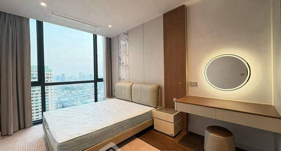 Condo en alquiler de 2 habitaciones en Sathon, Bangkok