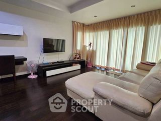 For rent 2 bedrooms condo in Sathon, Bangkok