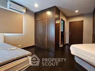 For rent 2 bedrooms condo in Sathon, Bangkok