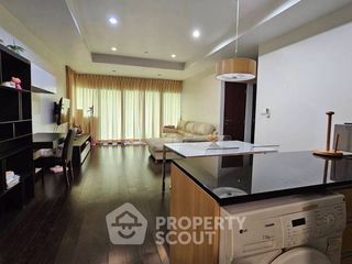 For rent 2 bedrooms condo in Sathon, Bangkok