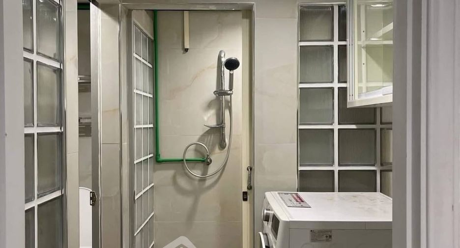Condo en alquiler de 2 habitaciones en Sathon, Bangkok