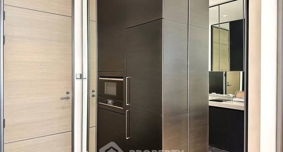 À louer 1 chambre condo à Pathum Wan, Bangkok