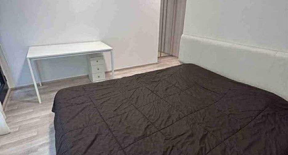 For rent 2 bedrooms condo in Phra Khanong, Bangkok