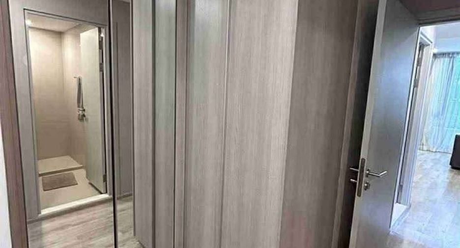 For rent 2 bedrooms condo in Phra Khanong, Bangkok