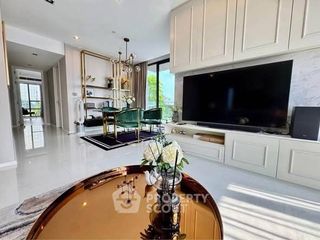 Condo en alquiler de 2 habitaciones en Sathon, Bangkok