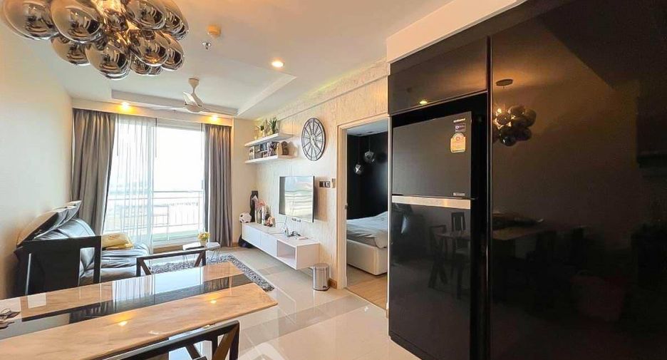 For rent 1 bed condo in Huai Khwang, Bangkok
