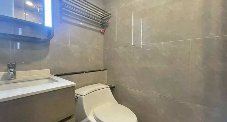 Wohnung zur Miete mit 1 Zimmer in Huai Khwang, Bangkok