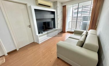 Wohnung zur Miete mit 1 Zimmer in Bang Rak, Bangkok