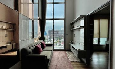 For rent 2 bedrooms condo in Watthana, Bangkok