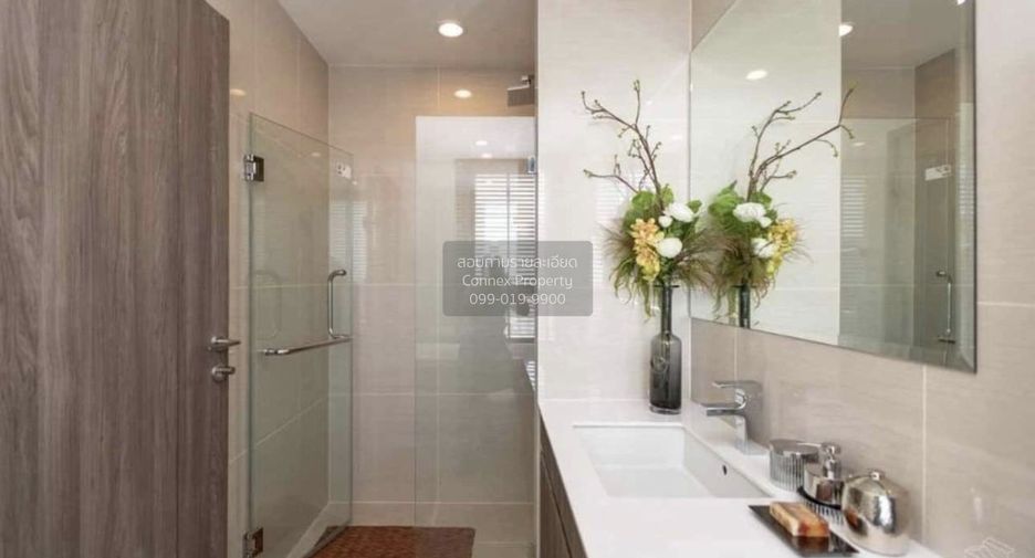 For rent 2 bedrooms condo in Bang Na, Bangkok