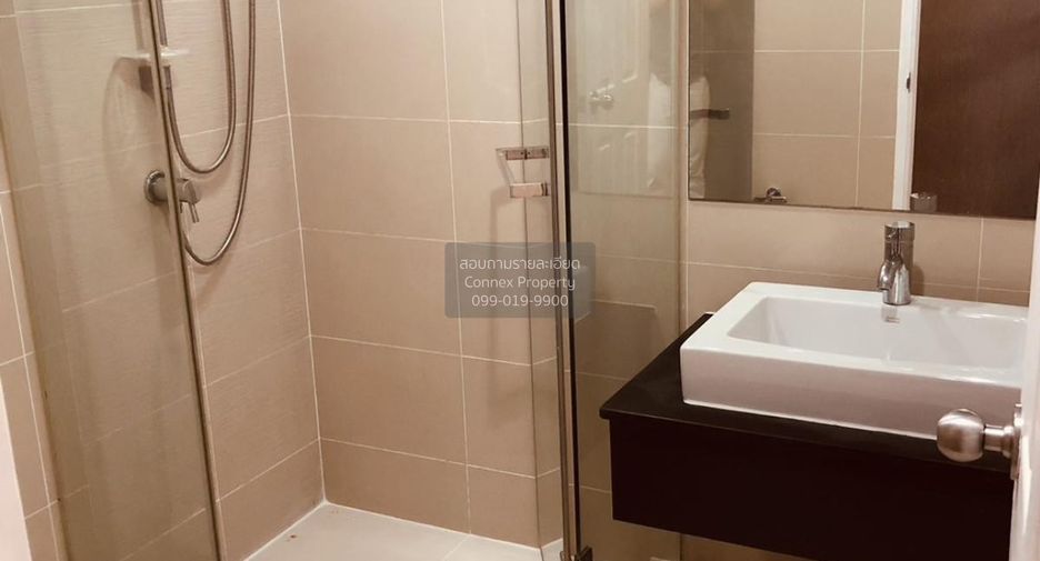 Condo en alquiler de 2 habitaciones en Huai Khwang, Bangkok