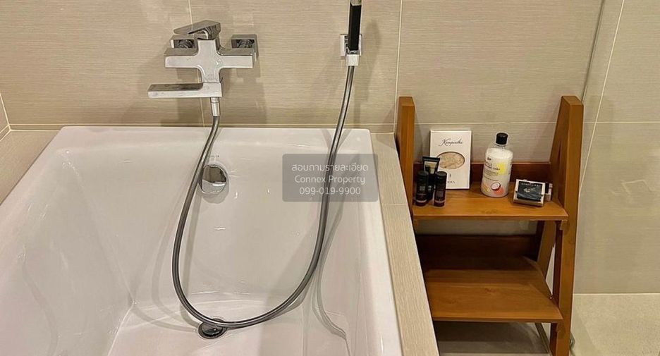 For rent 2 bedrooms condo in Bang Na, Bangkok