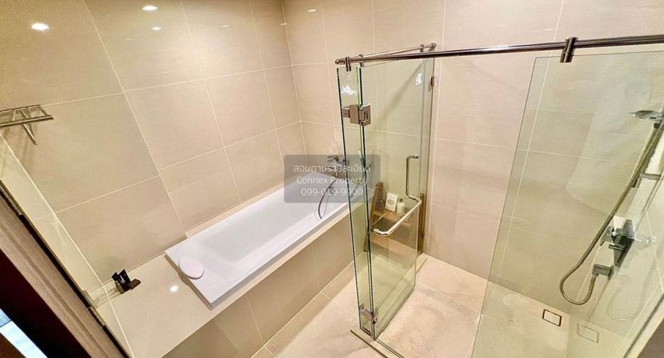 For rent 2 bedrooms condo in Bang Na, Bangkok
