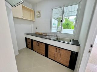 Reihenhaus zum Kauf mit 3 Zimmer in Prawet, Bangkok