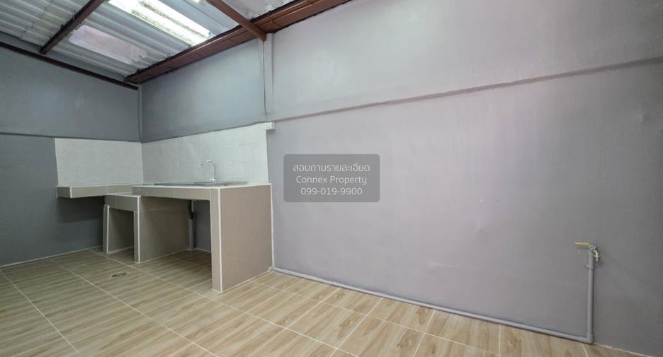 出售 3 卧室 联排别墅 在 Nakhon Chai Si, Nakhon Pathom