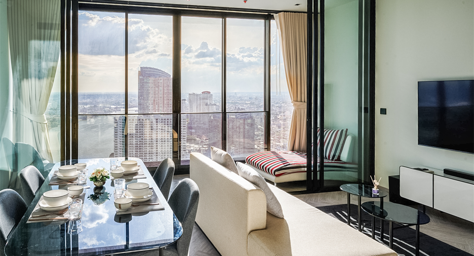For rent 2 bedrooms condo in Khlong San, Bangkok