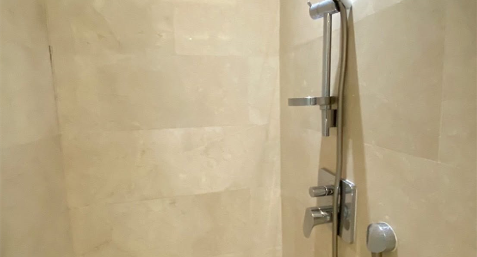 For rent 2 bedrooms condo in Pathum Wan, Bangkok