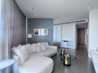 For rent 2 bedrooms condo in Pathum Wan, Bangkok