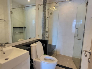 For rent 2 bedrooms condo in Yan Nawa, Bangkok