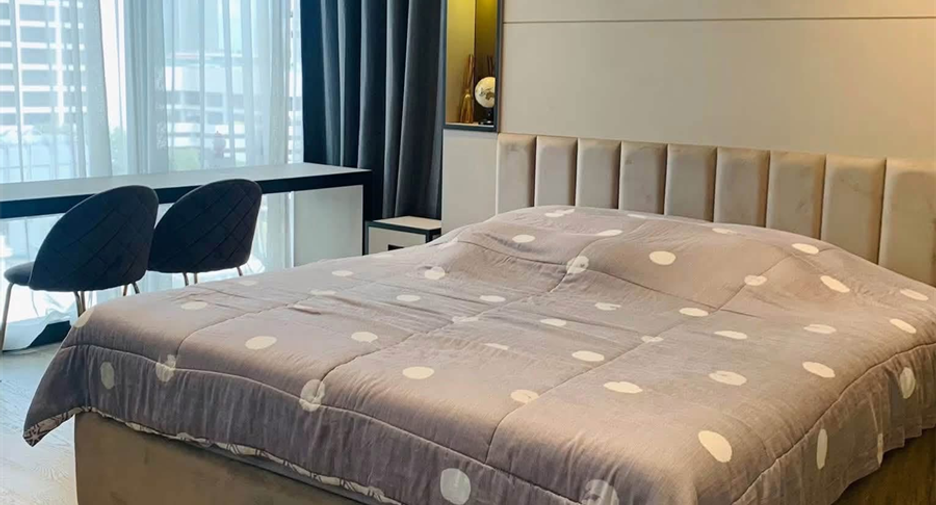 For rent 1 bed condo in Bang Rak, Bangkok