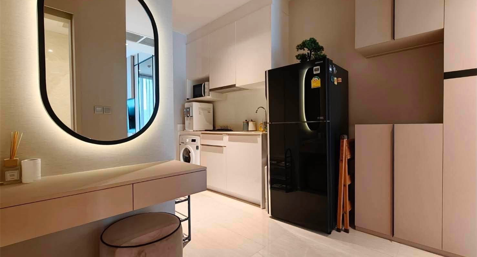 For rent 1 bed condo in Bang Rak, Bangkok