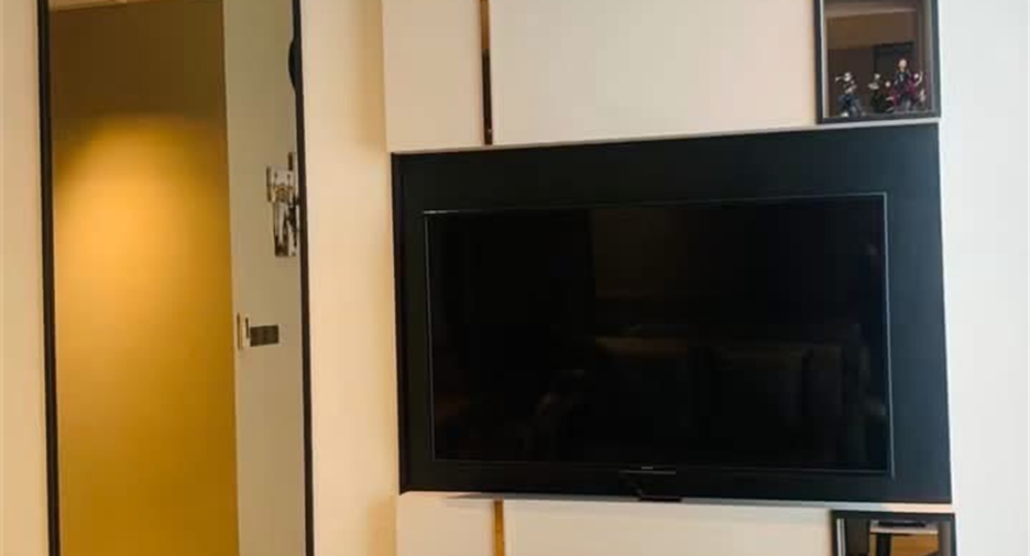 For rent 1 bed condo in Bang Rak, Bangkok
