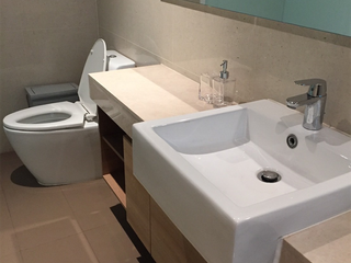 For rent 2 bedrooms condo in Yan Nawa, Bangkok