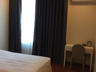 For rent 2 bedrooms condo in Yan Nawa, Bangkok
