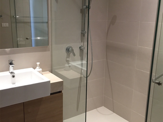 For rent 2 bedrooms condo in Yan Nawa, Bangkok