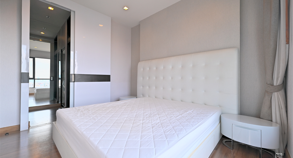 For sale 1 bed condo in Huai Khwang, Bangkok