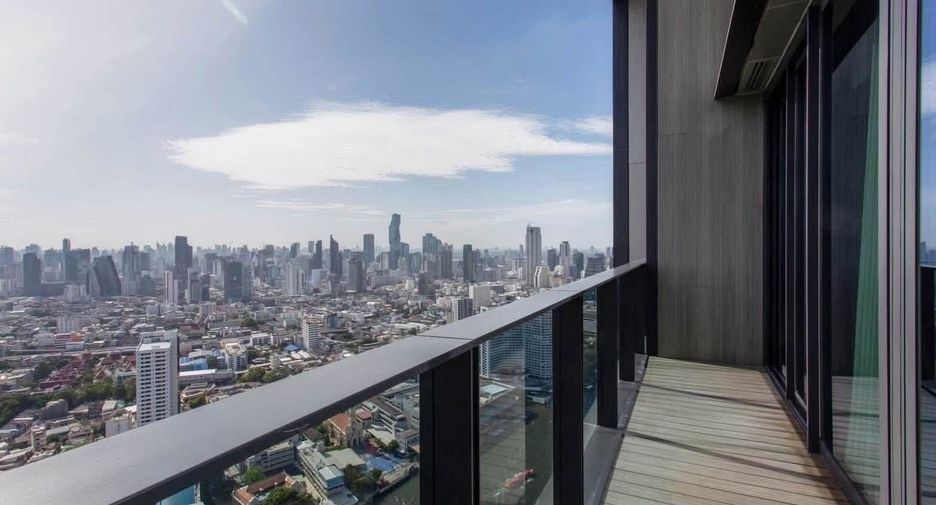 For rent 4 bedrooms condo in Khlong San, Bangkok