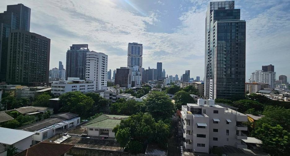 Condo en alquiler de 2 habitaciones en Khlong Toei, Bangkok