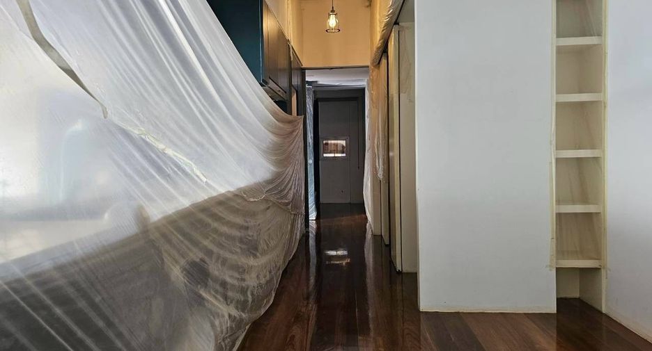 Condo en alquiler de 2 habitaciones en Khlong Toei, Bangkok