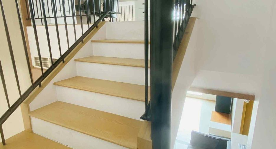 For rent 2 ベッドルーム condo in Sathon, Bangkok