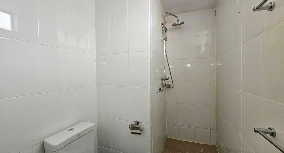 Condo en alquiler de 4 habitaciones en Sathon, Bangkok