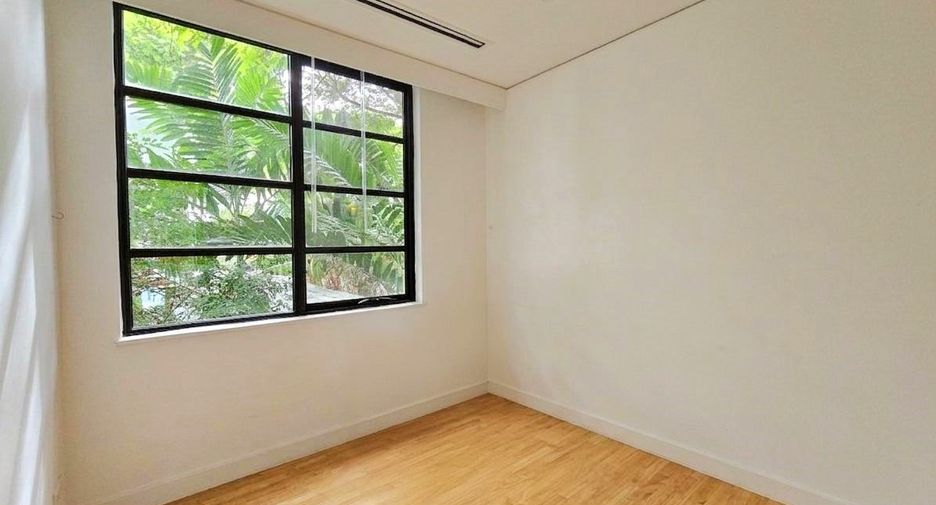 Condo en alquiler de 4 habitaciones en Sathon, Bangkok