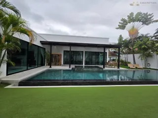 Villa zum Kauf mit 6 Zimmer in Bang Lamung, Chonburi