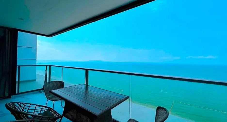 For sale 2 bedrooms condo in Jomtien, Pattaya