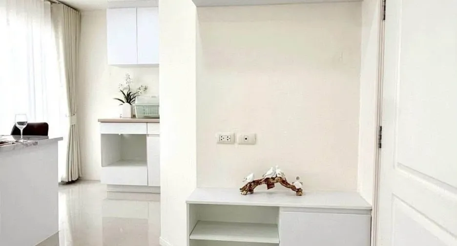 Wohnung zum Kauf mit Studio in Bang Lamung, Chonburi